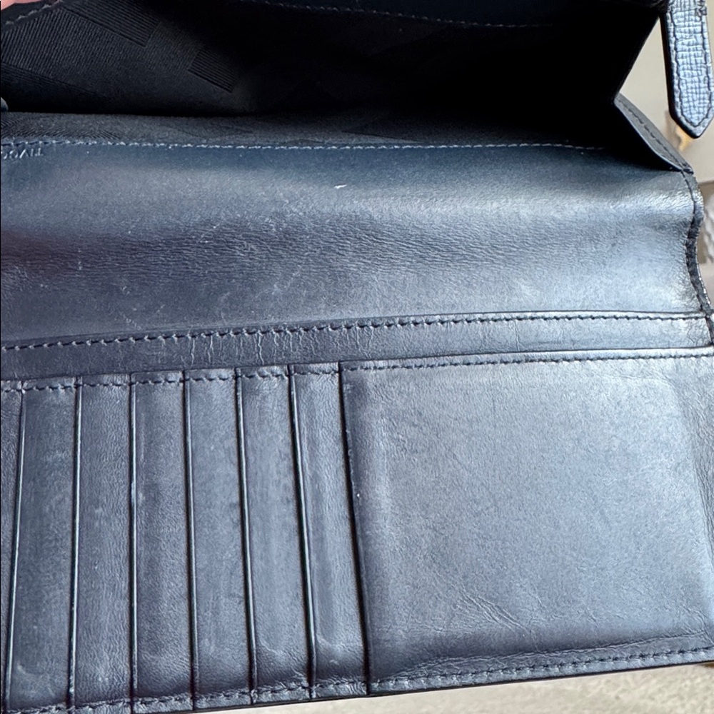 Burberry Leather Unisex Wallet - Picture 5 of 5